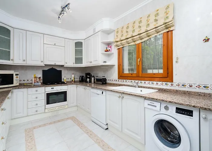 Semoni By Aguilarent Vila *