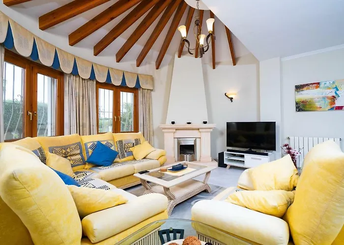 Semoni By Aguilarent