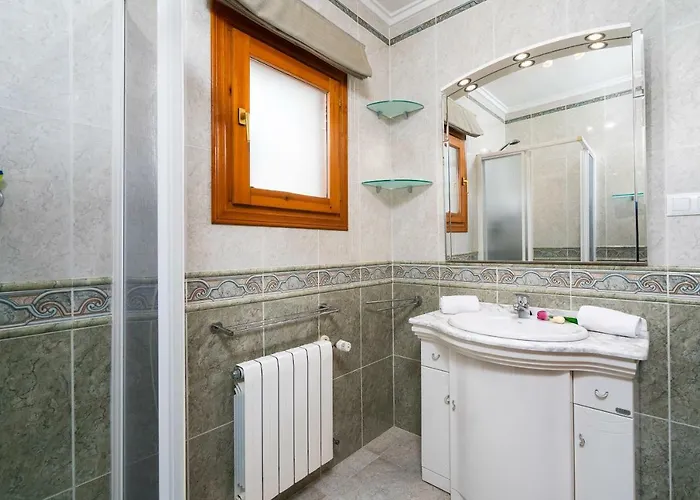 Semoni By Aguilarent